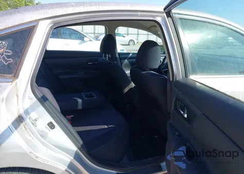 2017 Nissan Altima 2.5 S z USA, uszkodzony, nr VIN 1N4AL3AP4HC491004